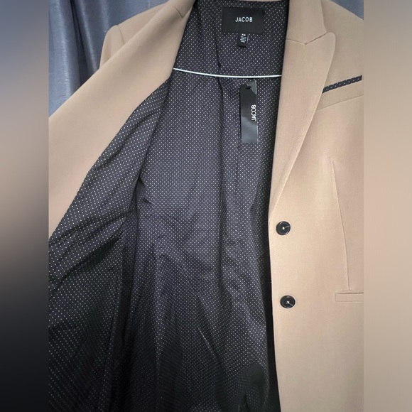 Size small tan colored long jacket - Picture 3 of 6